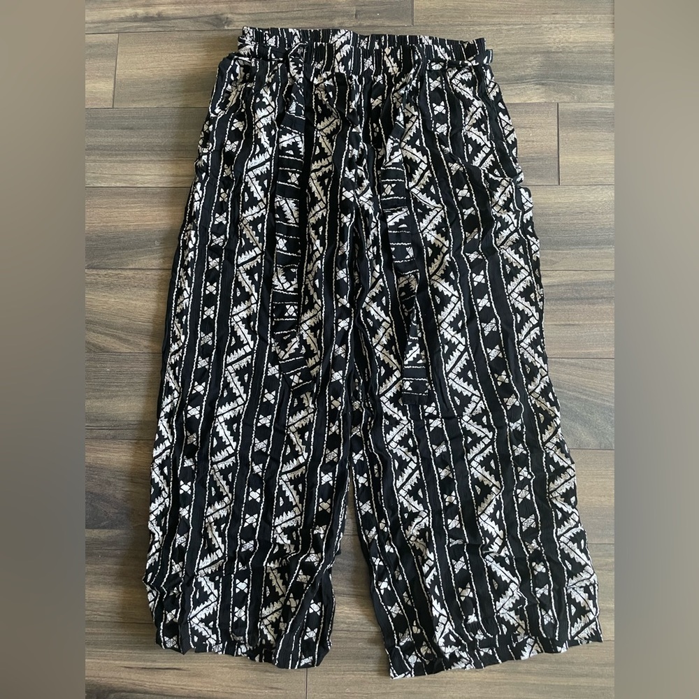 Cotton patterned flowy pants